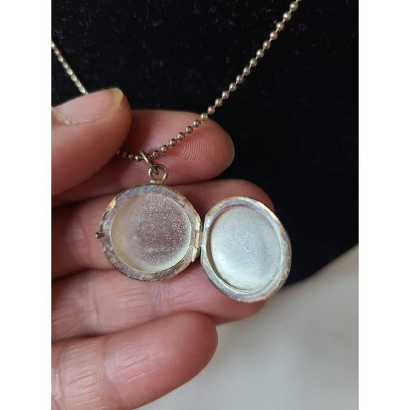 Vintage Genuine Sterling Silver Enameled Round Floral Locket Pendant Necklace - Picture 6 of 10